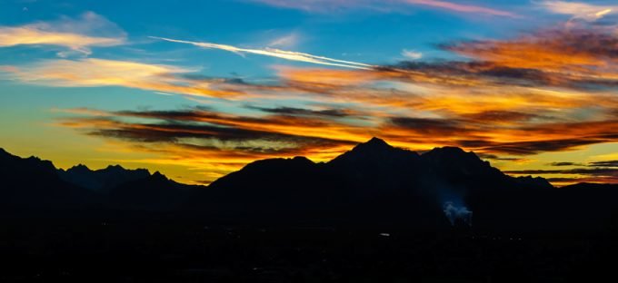 Einen farbenfrohen Sonnenuntergang fotografieren